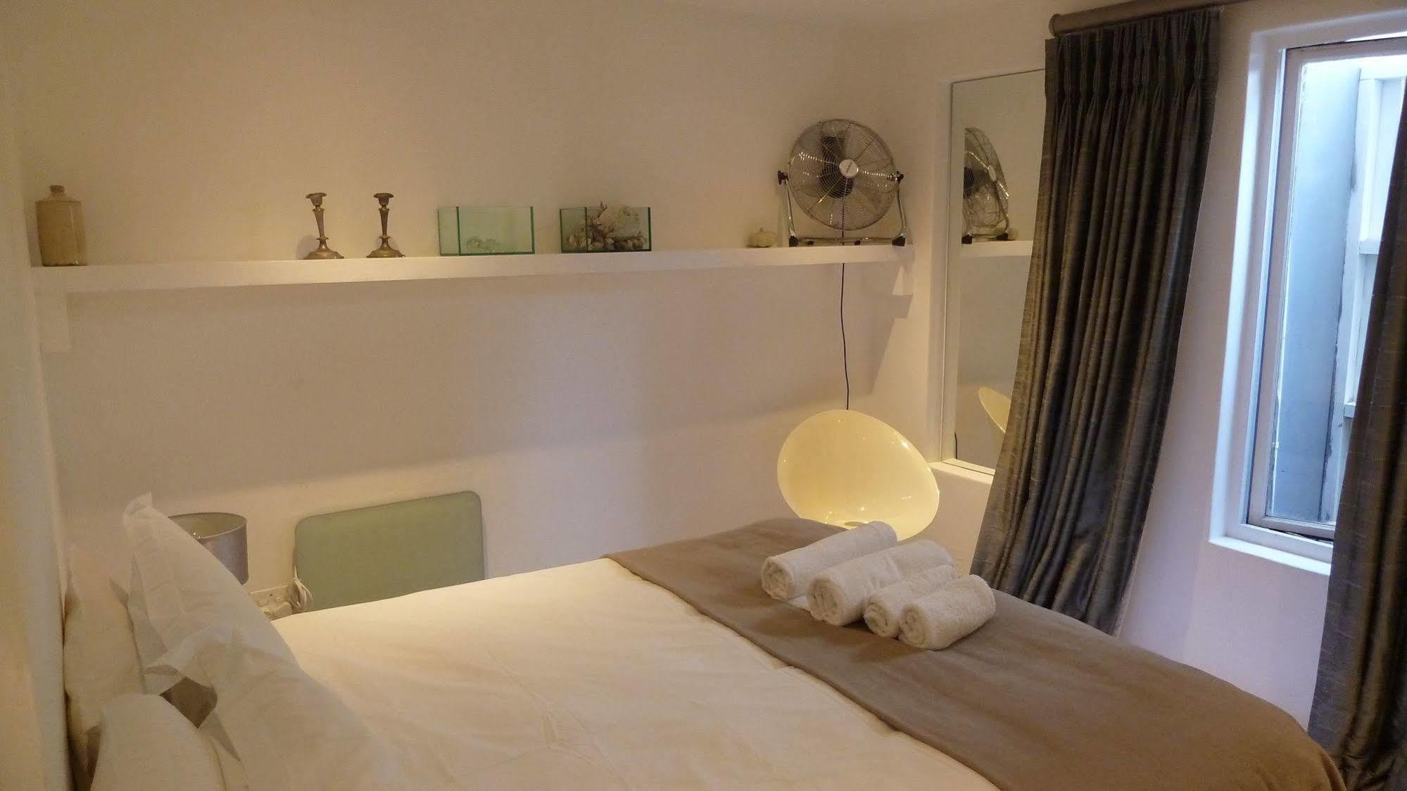 4 On Highworth Apartments And Studios Cape Town Ngoại thất bức ảnh