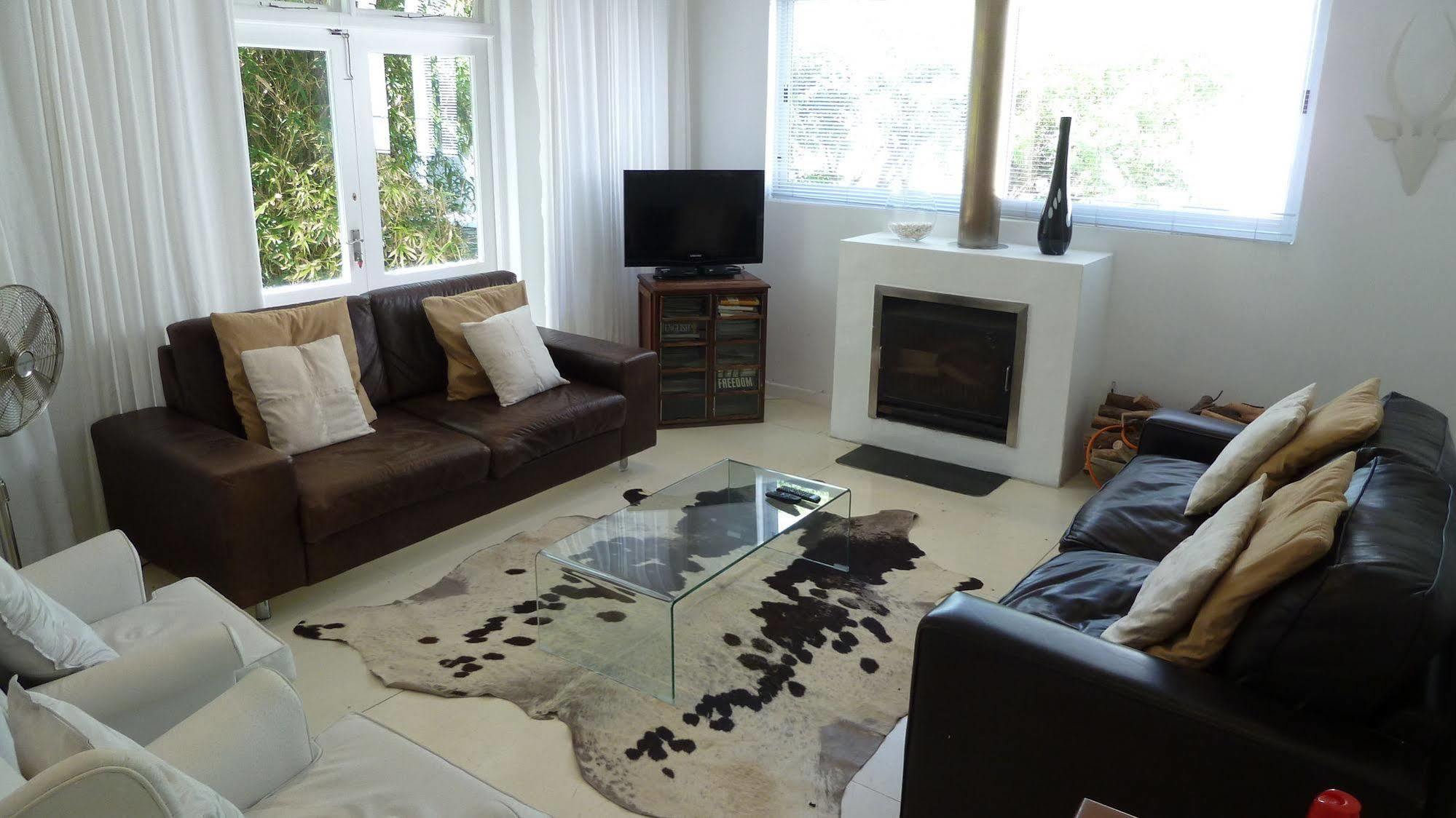 4 On Highworth Apartments And Studios Cape Town Ngoại thất bức ảnh