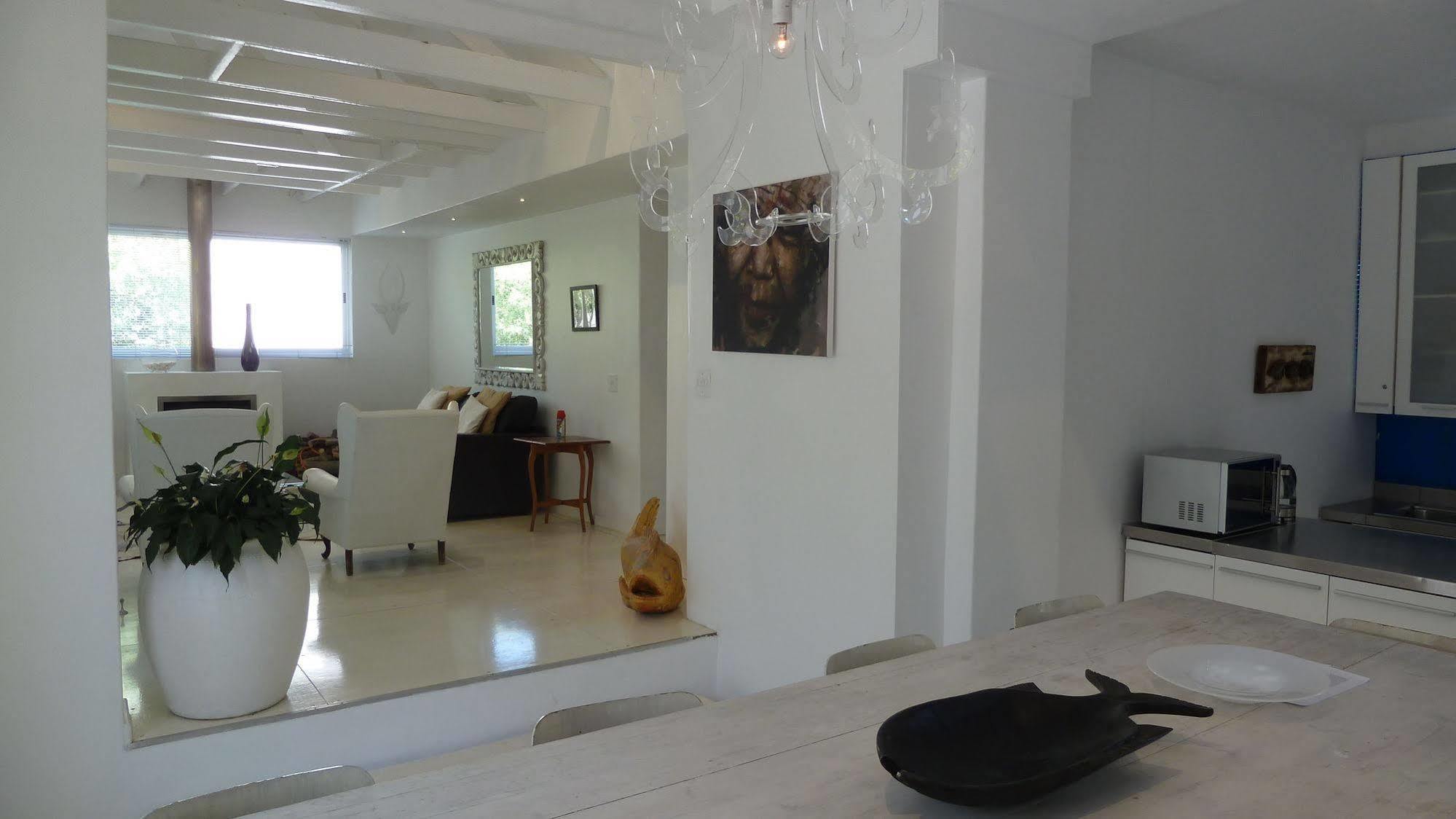 4 On Highworth Apartments And Studios Cape Town Ngoại thất bức ảnh
