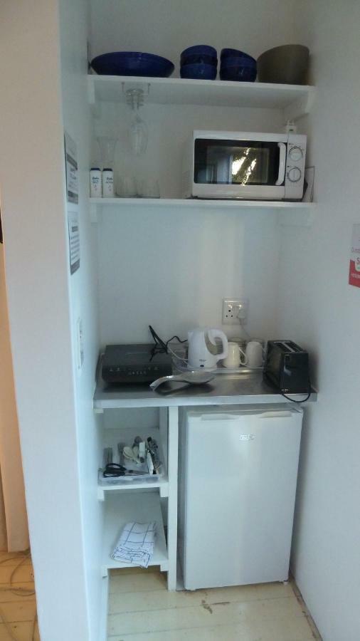 4 On Highworth Apartments And Studios Cape Town Ngoại thất bức ảnh